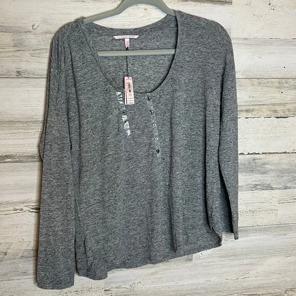 Victoria secret long sleeve - Picture 1 of 5
